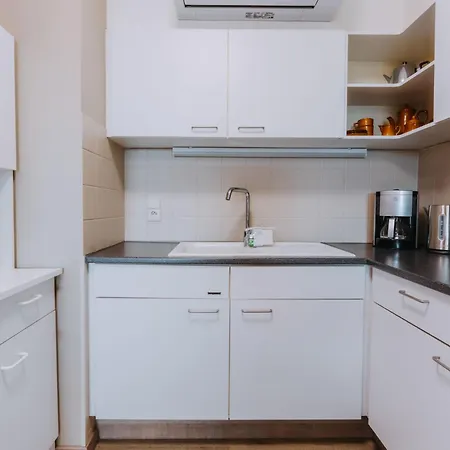 Astrid With Parking & Seaview By Interhome Апартаменты *